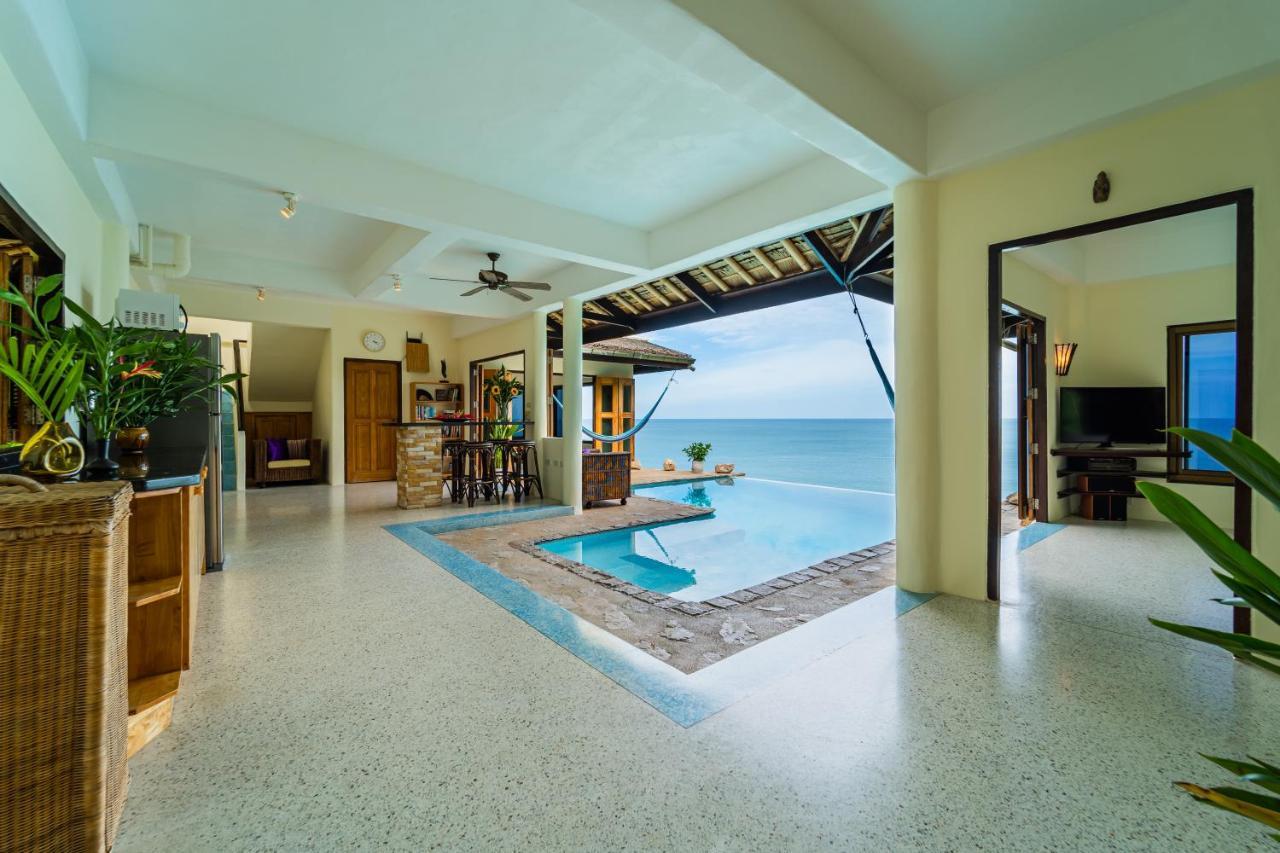 White Azure Villa Koh Phangan Than Sadet Beach 外观 照片